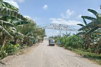Pembangunan jalan menuju Pelabuhan Teluk Segintung harus diselesaikan