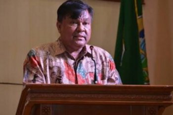 Masyarakat berhak tahu informasi badan publik