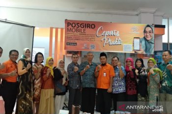 Layanan keuangan Giro Mobile dari Kantor Pos
