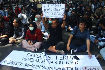Unjuk rasa mahasiswa di Malang