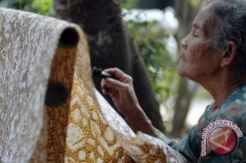 LKY minta penjual menjelaskan keaslian batik kepada konsumen