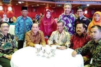 Limau Gadang Lumpo terima penghargaan dari KLHK