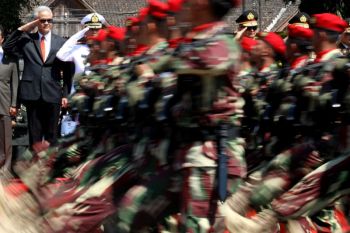 Ganjar berharap TNI terus jadi garda depan NKRI