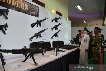 Pameran alutsista "Jember Army Festival" meriahkan HUT TNI di Jember