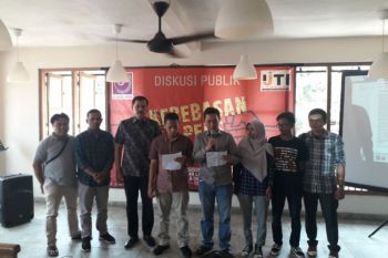 AJI dan IJTI Lampung kecam tindakan kekerasan kepada wartawan
