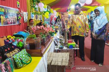 Stan Disdikbud Kobar promosikan hasil kerajinan pelajar