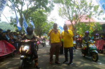 Bupati Pesisir Selatan Gelar Kejuaraan Balap Sepeda Motor