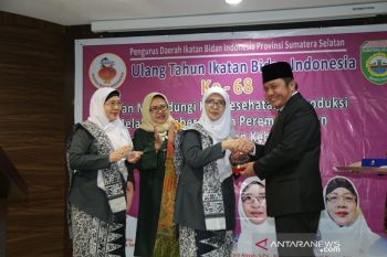 Gubernur Sumsel  kirim bidan ke pelosok desa