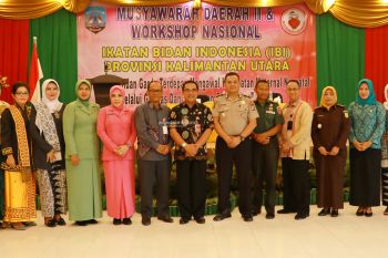 Bidan sebagai Garda Terdepan Pelayanan Kesehatan Ibu dan Anak