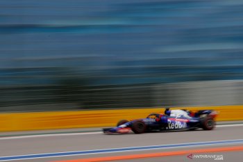 Pebalap Jepang Yamamoto tampil bersama Toro Rosso di Suzuka