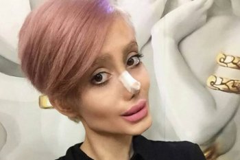 Selebgram mirip Angelina Jolie ditangkap, ini penyebabnya