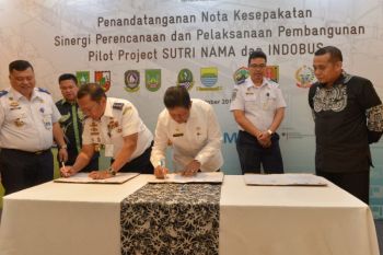 Kemenhub bangun proyek percontohan SUTRI NAMA dan INDOBUS di Batam