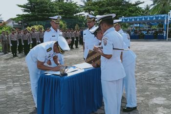 Gantikan Harry Setyawan, Tunggul jabat Danlanal Ranai