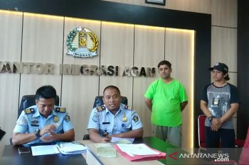Imigrasi Agam deportasi warga Pakistan dan Malaysia