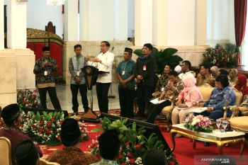 Jokowi minta pertemuan rutin dengan petani bahas perhutanan sosial