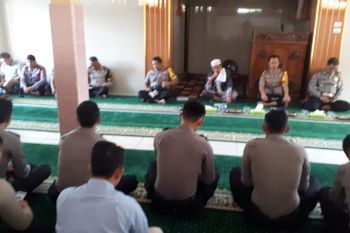 Polres Way Kanan rutin adakan pembinaan rohani dan mental