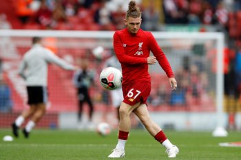 Menghina Kane, Pemain muda Liverpool ini dilarang bermain 14 hari