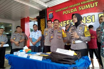 Polisi menemukan cairan alkohol di tubuh Golfrid Siregar