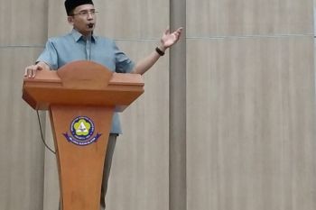 TGB menyampaikan harmonisasi keberagaman di UKI Jakarta