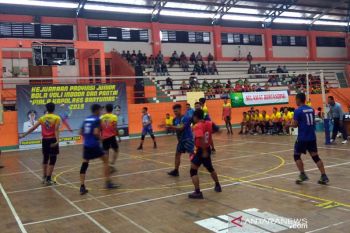 Puluhan tim mengikuti Kejuprov Junior Bola Voli