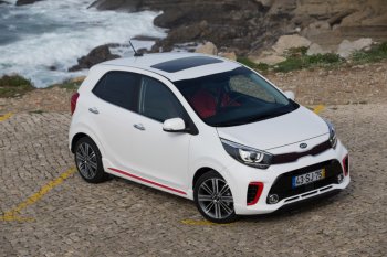Kia Picanto hadir dengan wajah baru