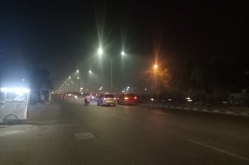 Ojek daring di palembang  pasrah menghadapi asap