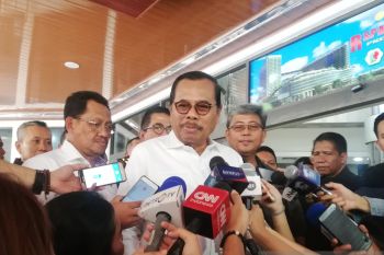 Jenguk Wiranto, Jaksa Agung mengaku bernostalgia