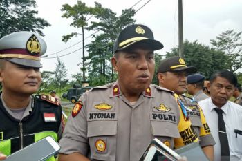 Polisi pulangkan lima warga yang diamankan saat razia di markas KNPB Timika