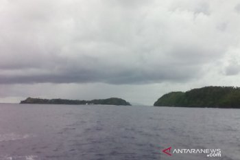 KRI Sultan Nuku 373 patroli di perairan Sangihe