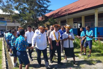Mendikbud pantau kegiatan belajar mengajar di Wamena setelah kerusuhan