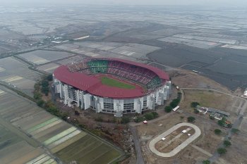 Penonton dilarang membawa kembang api saat timnas Indonesia hadapi China