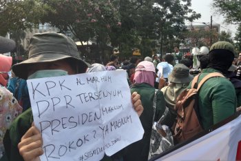 BEM SI mendesak presiden Jokowi keluarkan Perpu KPK