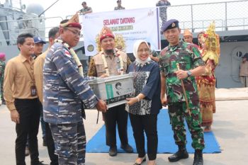 Danlanal Palembang sambut tim kas  keliling BI-KRI Barakuda