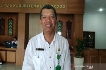 Kulon Progo  latih petani milenial