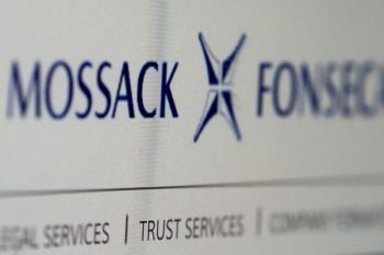 Firma hukum 'Panama Papers' tuntut Netflix atas film "The Laundromat"