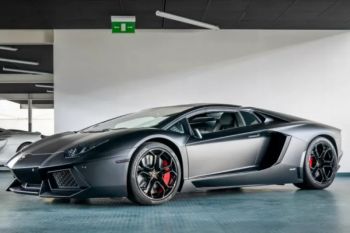 Benarkah Lamborghini Raffi Ahmad terbakar?