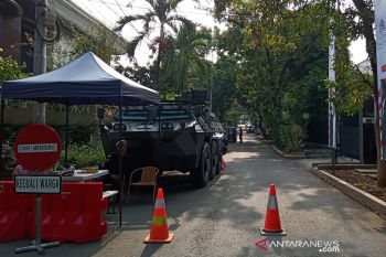 Pelantikan Presiden, panser Anoa disiagakan di depan kediaman Ma'ruf