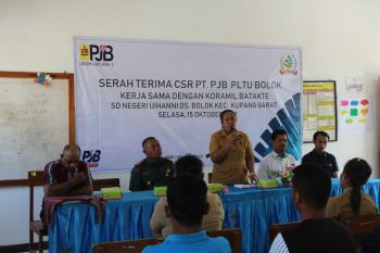 PLN bangun toilet sehat