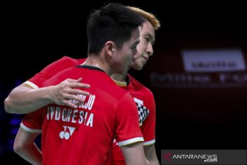 Pasangan Kevin/Marcus melenggang ke semifinal French Open