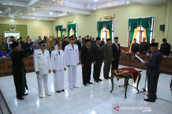 Bupati OKU tuntut pejabat baru  bekerja profesional