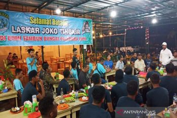 Ribuan LA Mania siap 'birukan' Stadion Tuah Pahoe