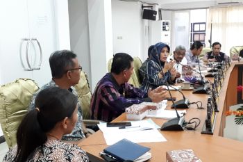 Pemkot Palu belum sanggup menggaji tenaga honorer sesuai standar UMK