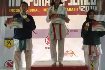 Karateka Lampung Lingga-Cynthia rebut medali Piala Menpora 2019