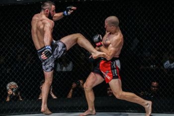 Kiamrian Abbasov juara baru kelas Welter One Championship