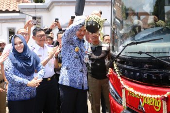 BRT Transjateng Semarang-Kendal diluncurkan, pelajar bayar Rp2.000