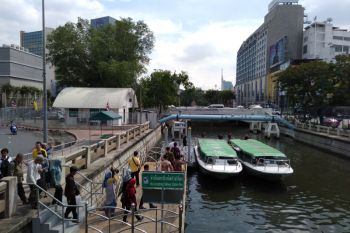 Pemkot Surabaya belajar transportasi air di Bangkok