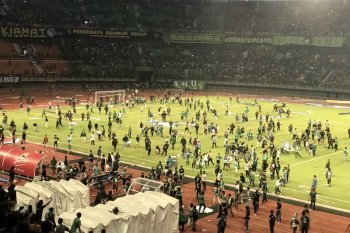 Persebaya ditaklukkan PSS Sleman 2-3