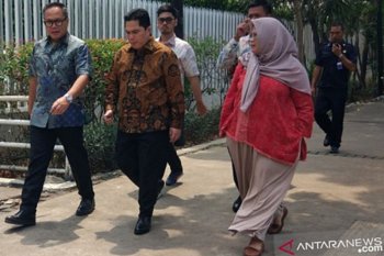 Erick Thohir kunjungi kantor Anies dengan jalan kaki