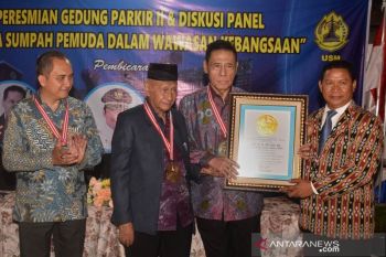 Penghargaan gedung parkir tertinggi