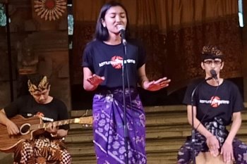 FSBJ, Komunitas Mahima Singaraja bawakan musikalisasi puisi "alam-manusia-spiritual"